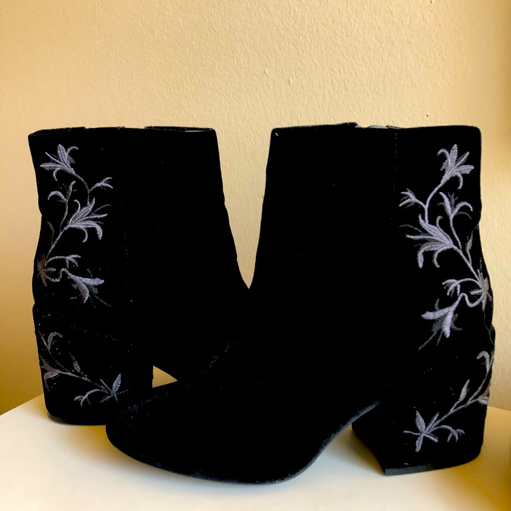 Velvet booties